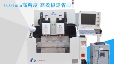 精雕機滾珠螺桿為精密的機械零件組裝，所以在使用時需注意下列事項